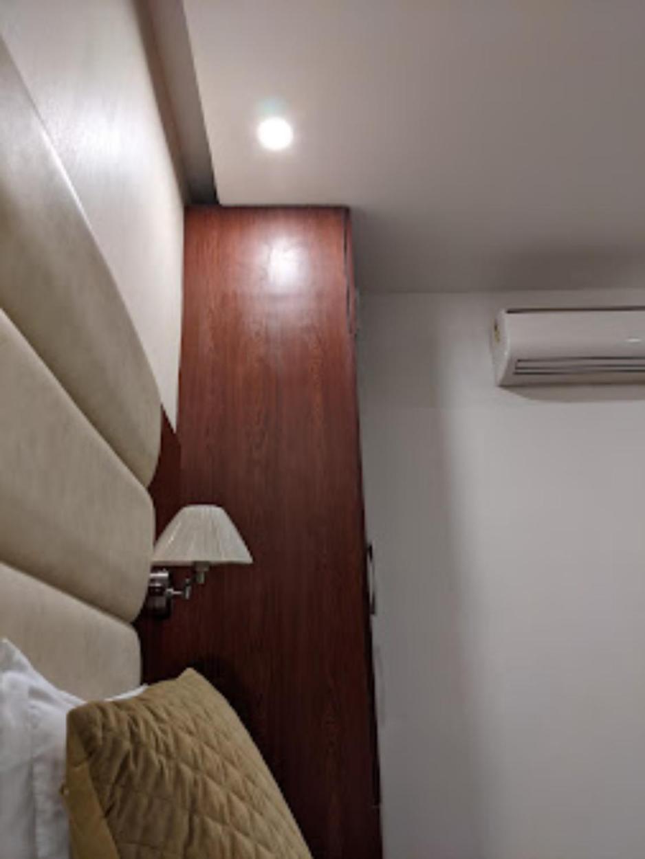 Hotel Punjab , Saharanpur Exterior foto